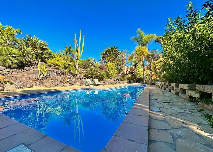 Tropical Garden Villa