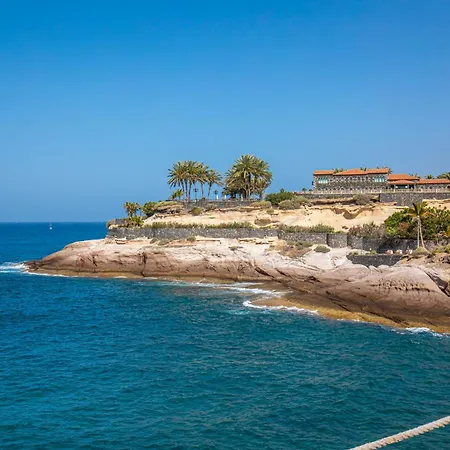 Tropical Garden Villa