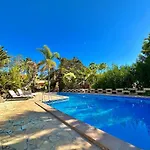Tropical Garden فيلة *