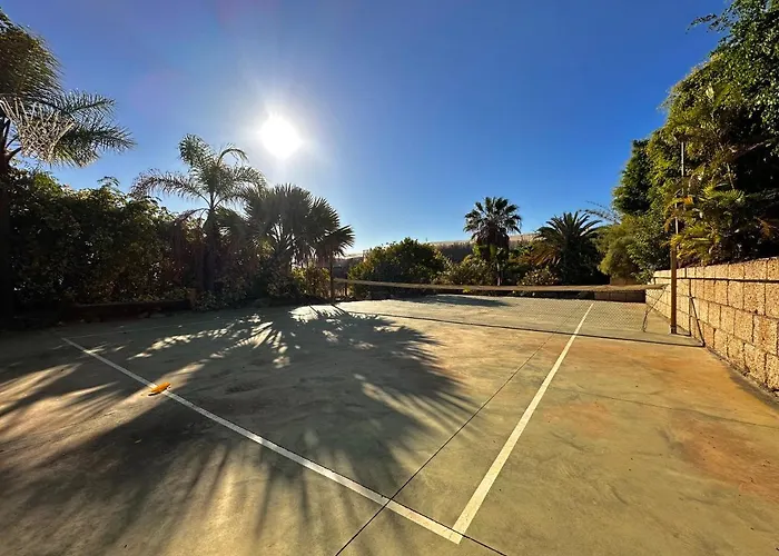 Вилла Tropical Garden *