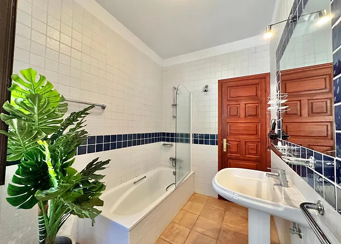 Tropical Garden Вилла *